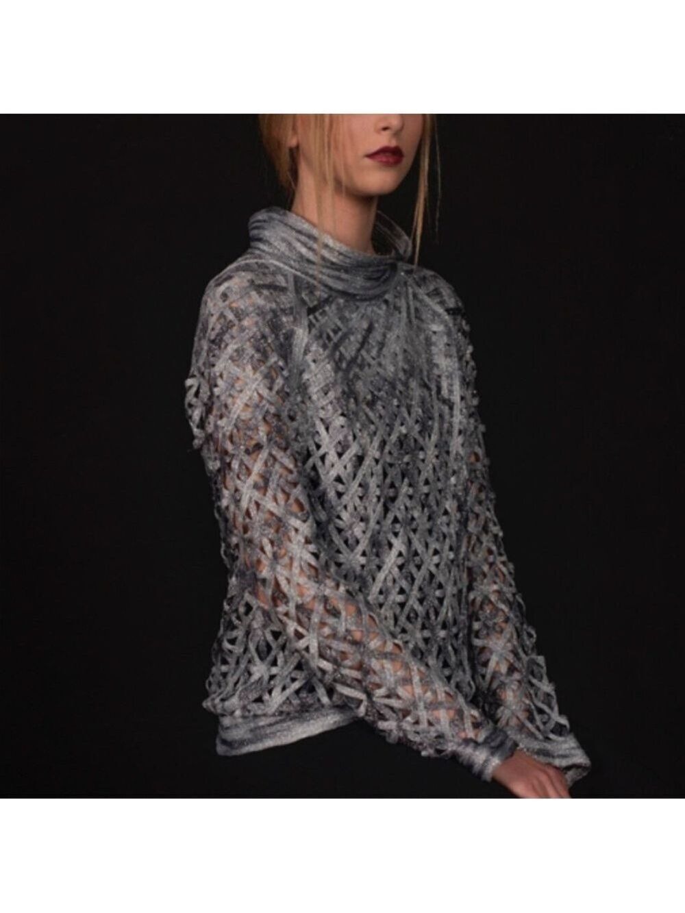Pe De Chumbo Handmade Open Knit Woven Cocktail Party Top  Gold, Bronze, Black